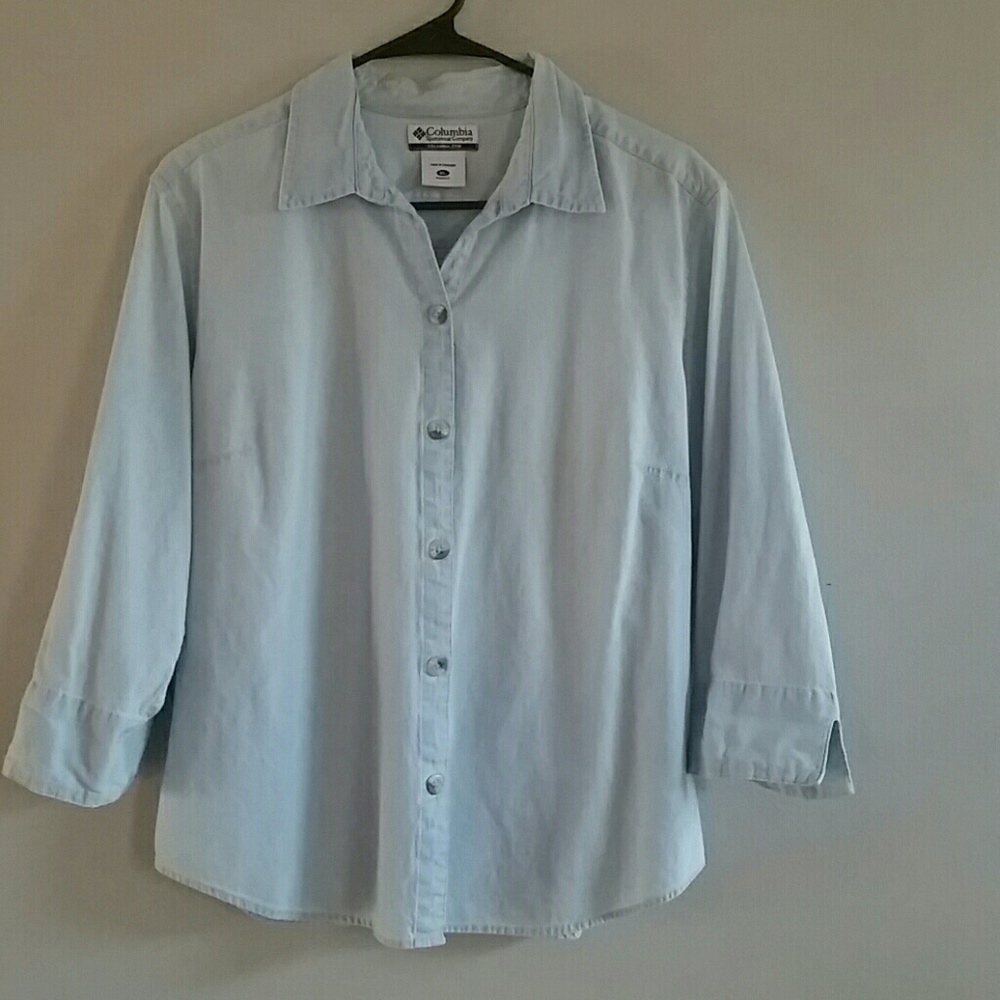 Women's Columbia shirt